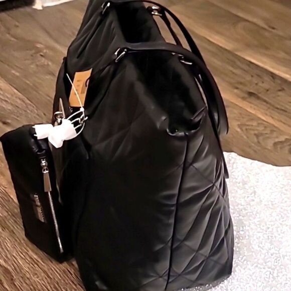 Steve Madden BLina Quilted Tote Bag w/Detachable Pouch - Picture 5 of 9